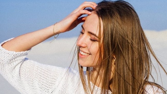 Rụng tóc do tiếp xúc quá nhiều với ánh nắng mặt trời